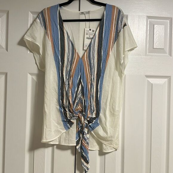 Zara Women’s Short-sleeve V Neck Striped Front Tie Top - Picture 1 of 9